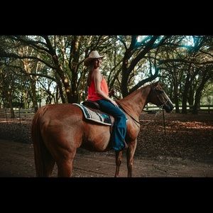 Meet your Posher, Madison